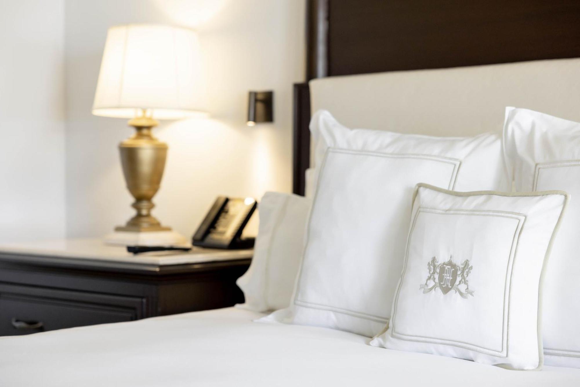Quarto Luxo com Cama de Casal ou 2 de Solteiro