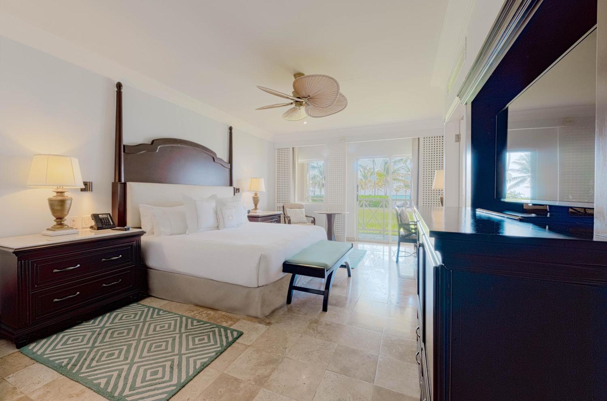 Quarto Deluxe com Cama de Casal ou 2 de Solteiro