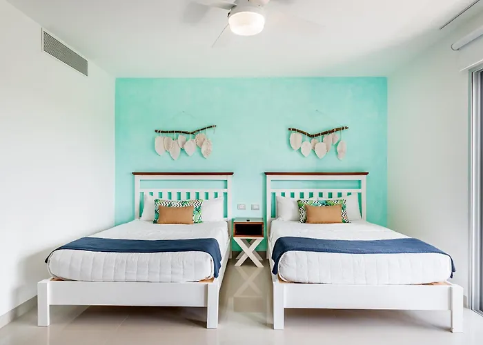 Luxury hotel only: Mareazul Beach Front Condos At Playa Del Carmen