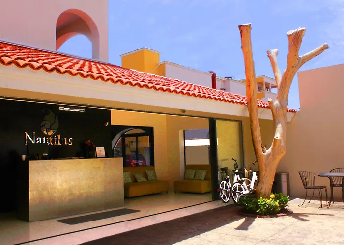 Airport Hotel: Hotel Nautilus